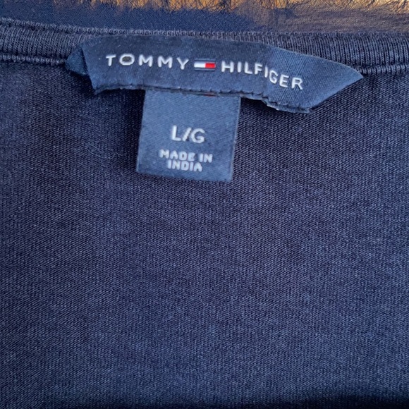 Tommy Hilfiger top size L. - Picture 2 of 3